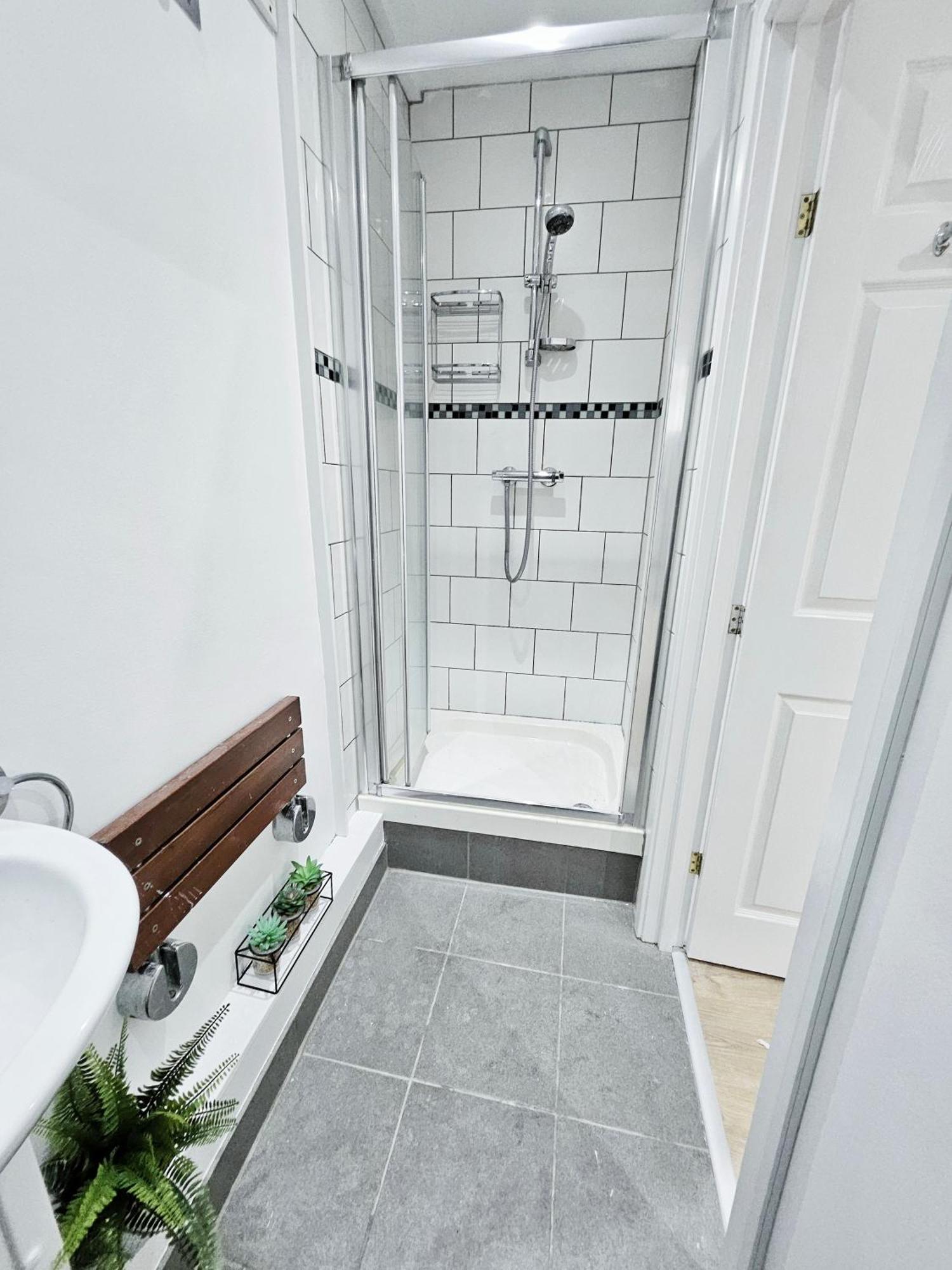 Gdy1 - The Green Dragon Apartment Londra Dış mekan fotoğraf